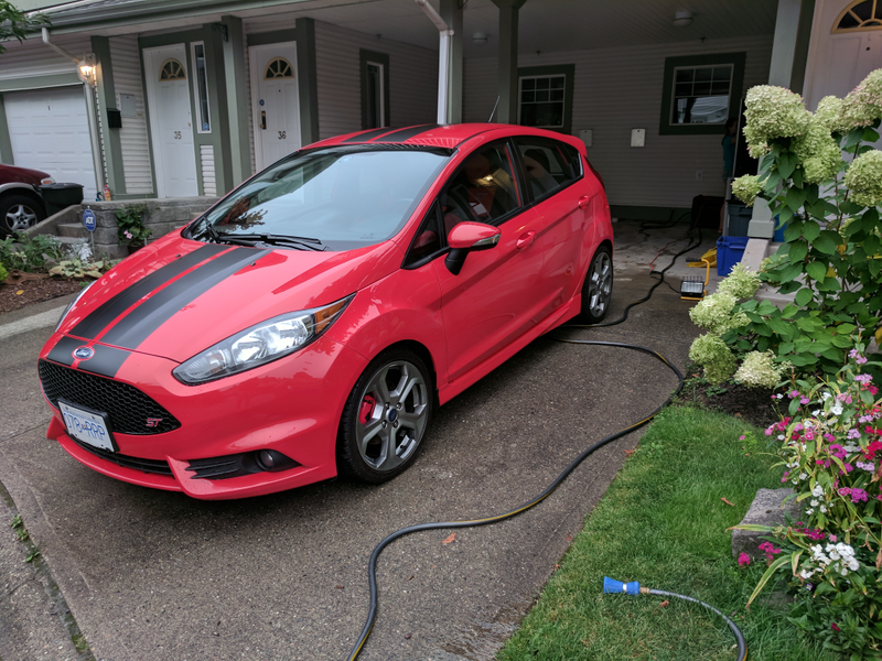 Illustration for article titled STained update III. (Bleach on my car)